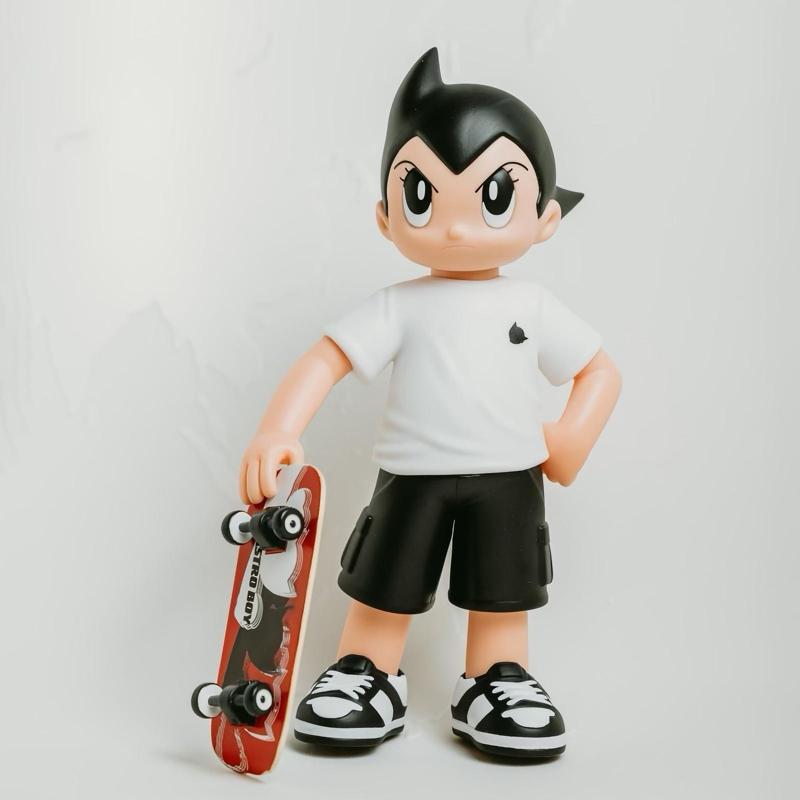 Astro Boy Skater toy