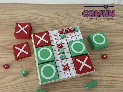 Double Tic-Tac-Toe (XOXO^2)