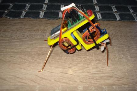 ATtiny85 Robot Insect V2.0 