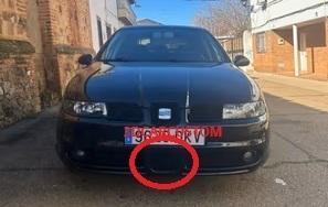 SEAT LEON 1M FR FRONT TOP FR GRILLE BEE HONEYCOMB CENTRAL LOWER CENTER FR GRILLE