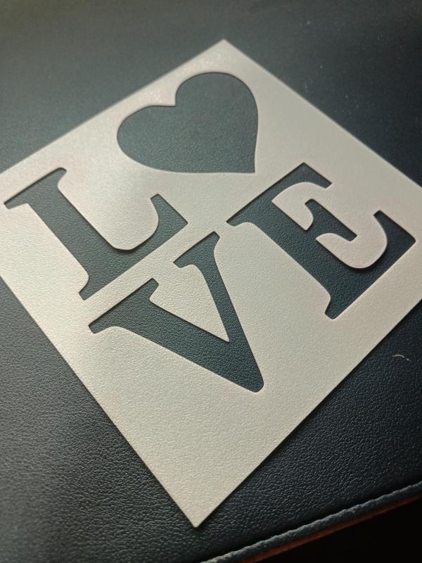 Stencil LOVE