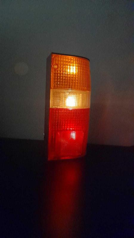 Headlight Lamp Toyota Hilux 93-01