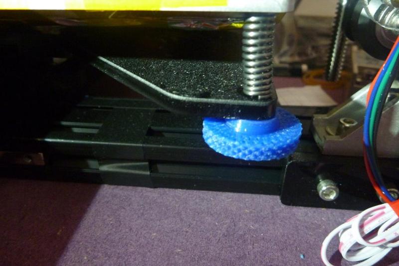 Thumb wheel for M3 hand nut