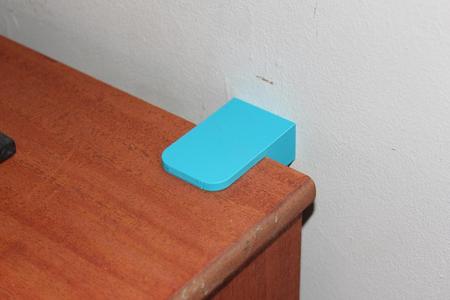 Radiator cover spacer