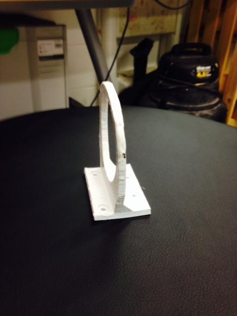 Sippy cup holder - wall mounted