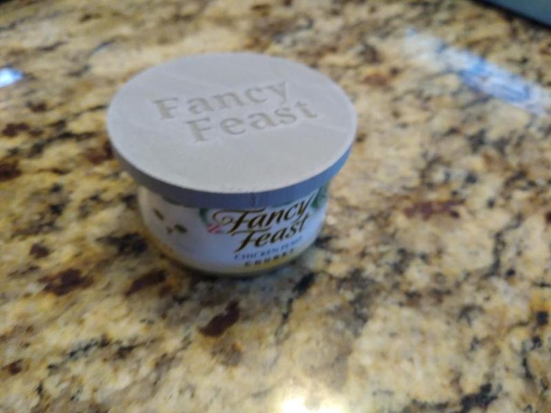 Fancy Feast Cat Food Lid