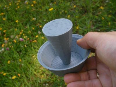 Slug Barrier ... Barrera antibabosas