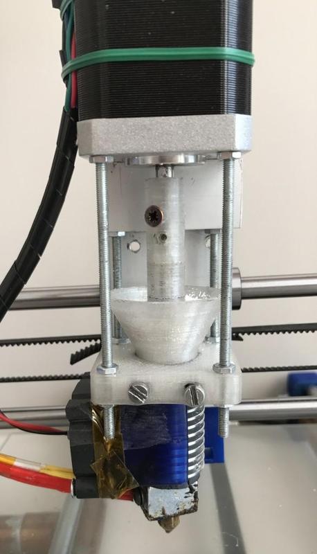Paolo's Powder Extruder rev1 printing Polycarbonate LEGO brick
