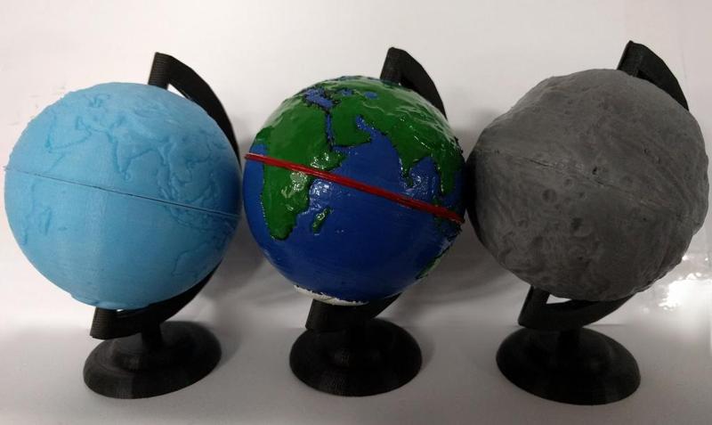 Some Globes (Earth + Vesta) 