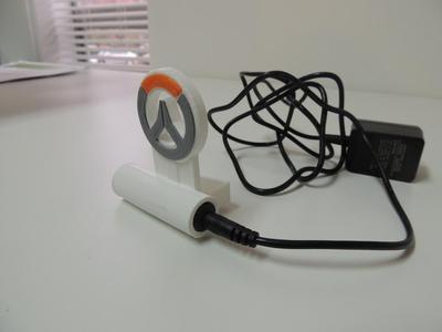 Soldier: 76 Helmet Wireless Charging Cradle