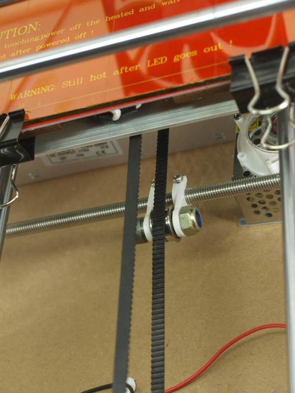 Y plane belt tensioner