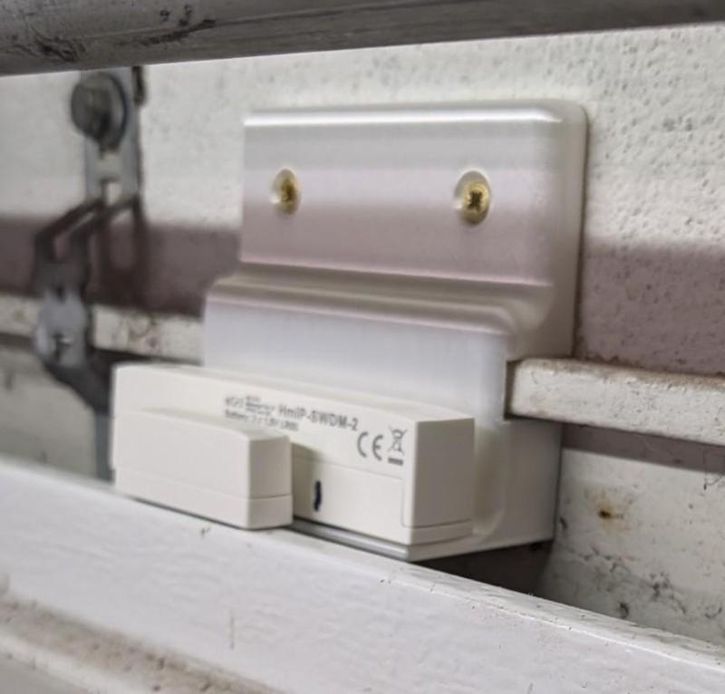 Halter für magnetischen Sensor (Homematic, Hörmann)