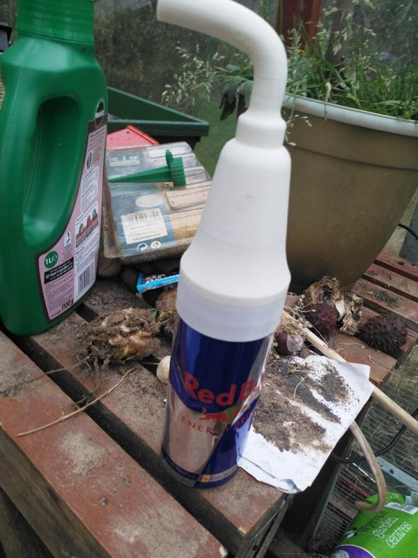 250ml Can seed dispenser/watering can