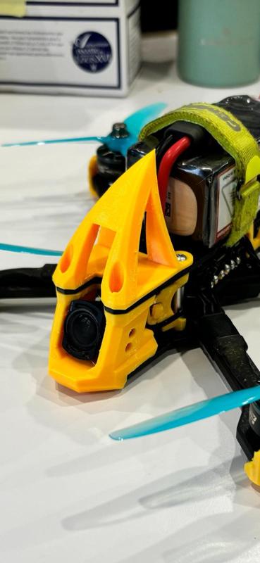 Front skarkfin / Aileron avant ; Kayoudur / Kayouflip