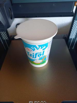yoghurt cover