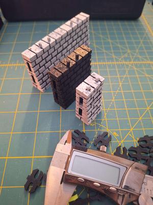 cut_stone#foundation.openlock+side,pegs