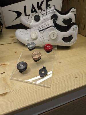 Boa LI2 Dial display mount