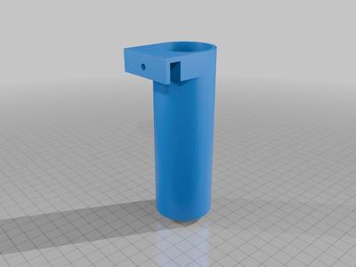 Continuous freeze-dried / powdered food feeder