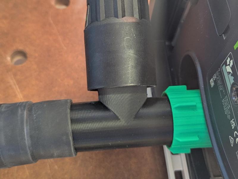 Festool dual dust port with bayonet lock