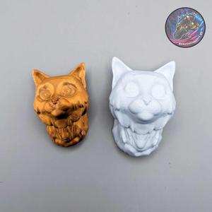 Cat Head Keychain + Magnet
