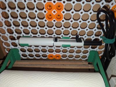 Multiboard Halter für Lötabsaugpumpe
