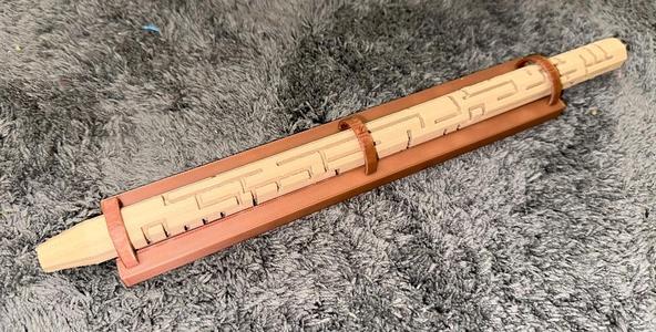 Survivor Pole Slide Puzzle