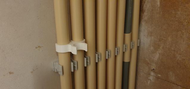 PVC Pipe Connector Clip with offset