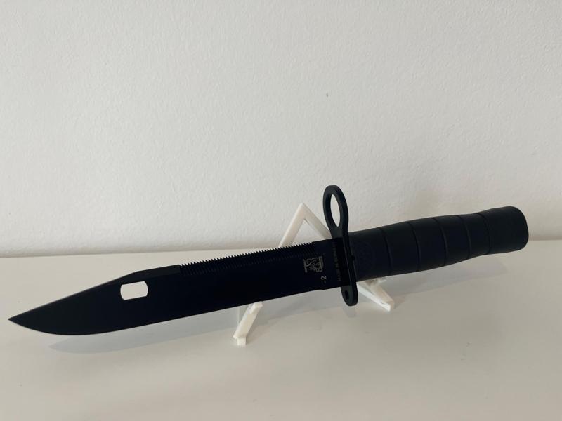 minimalist universal knife holder