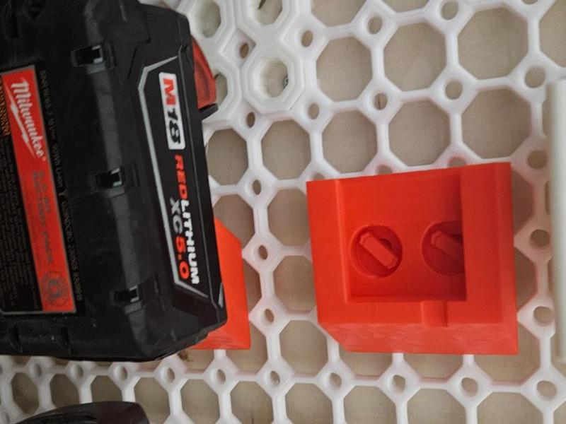 Multiboard - M18 Battery Holder (No Supports)