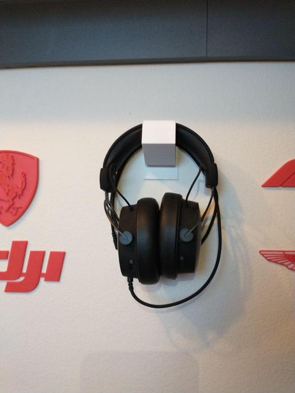 Headphone holder on Wall.