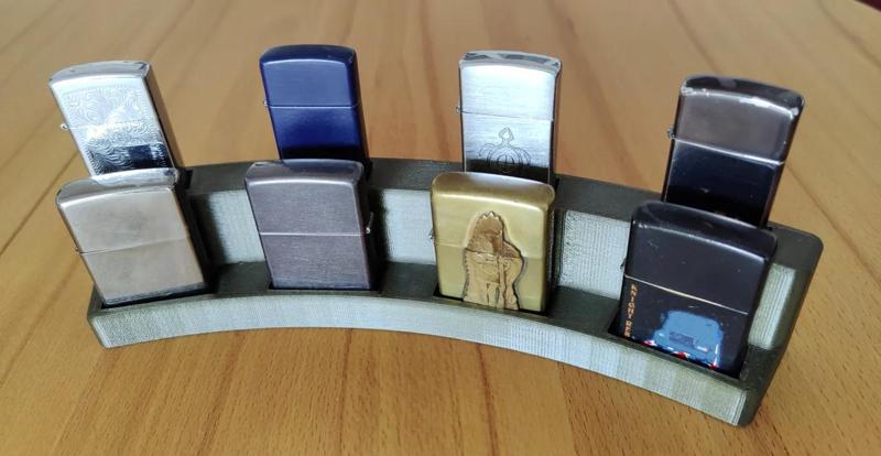 Zippo-Ablage/ Zippo shelf   