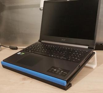 15.6" laptop stand