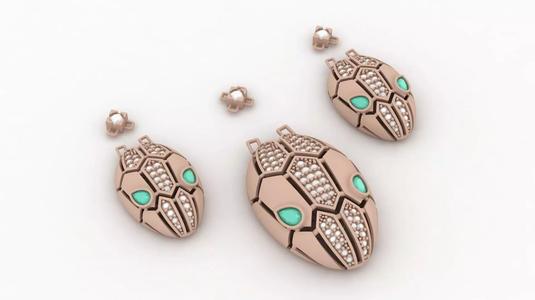 Snake pendant 01