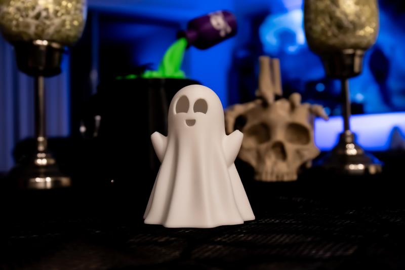 Happy ghost lamp Halloween decoration