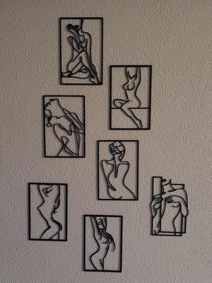 Women Wall Pictures