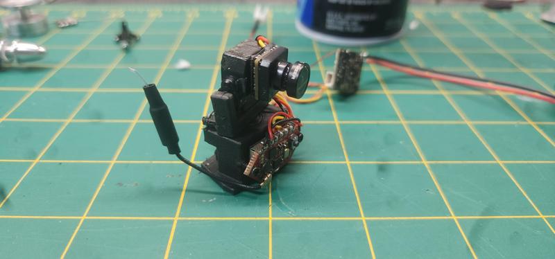 micro pan tilt gimbal w 2g servos