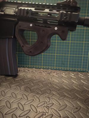 Grip / Airsoft replica handle
