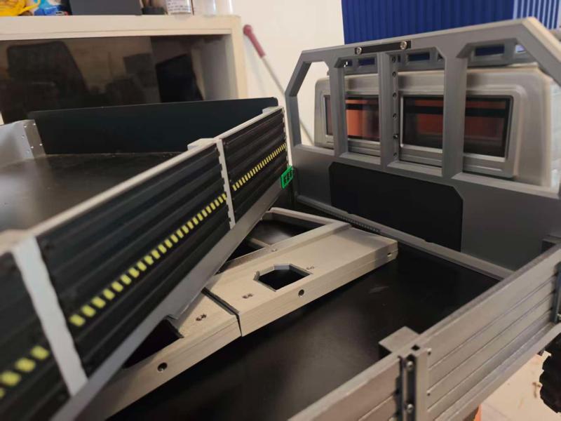 crossrc Big Dinosaur Brontosaurus cargo box baffle