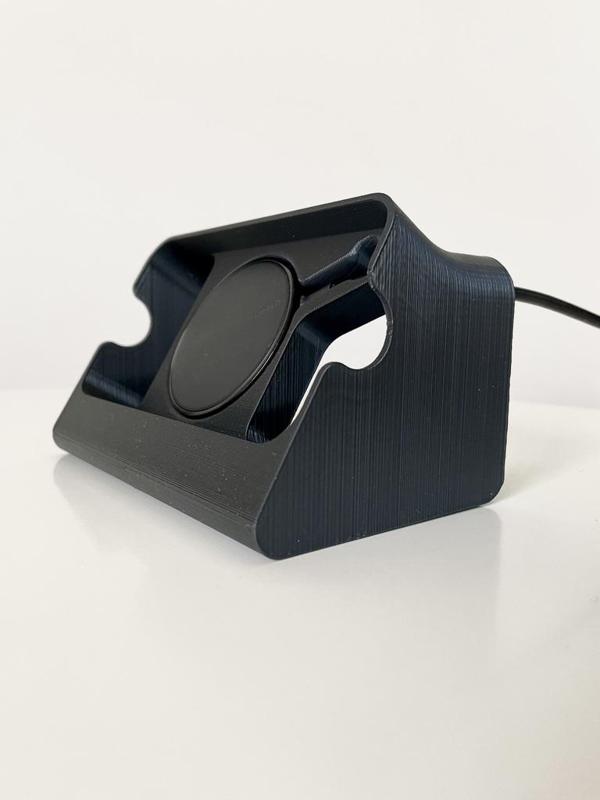 Simple iPhone 12 mini charging dock