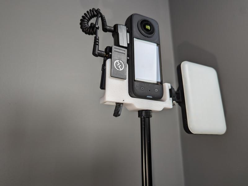 Insta360 x3 Mic Receiver Mount + Cold Shoe Mount w/ USB Door Compartment