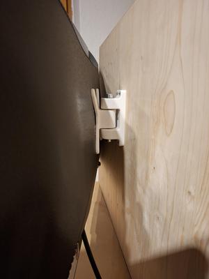 Monitor Wall Mount VESA 100 x 100
