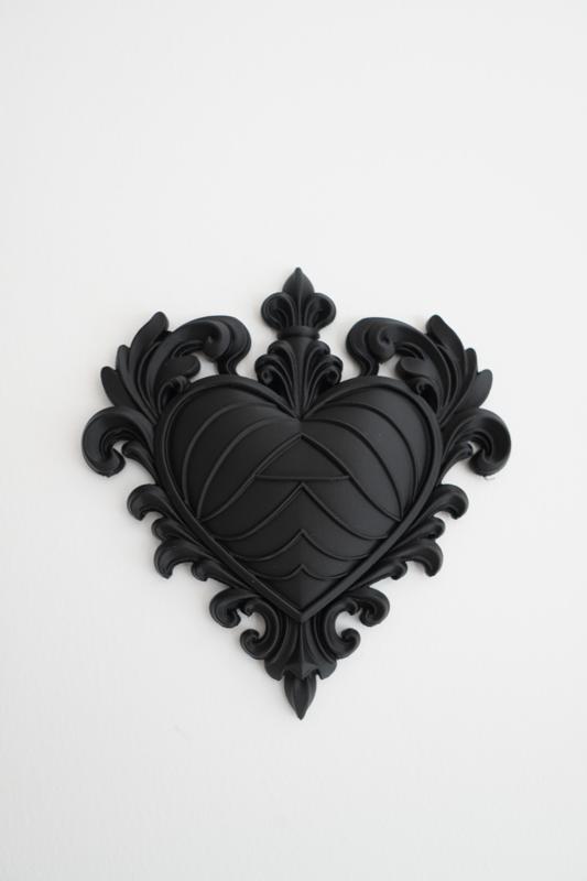 Gothic Ornamental Heart Wall Decor STL 3MF | Baroque 3D Print Digital File | Dark Romantic Gothic Fr
