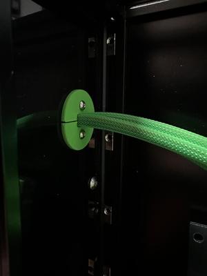 Circular Passthrough for Wires