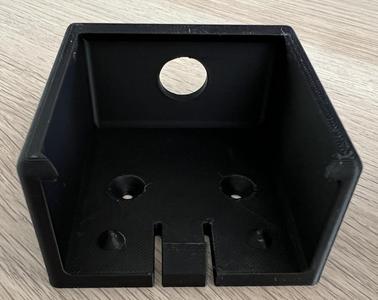 Black & Decker 20V Charger with Detatchable plug Wall Mount