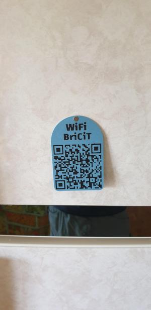 QR Code WiFi con calamita