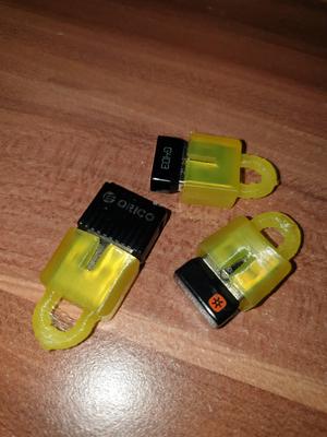 Small USB Stick keeper TPU