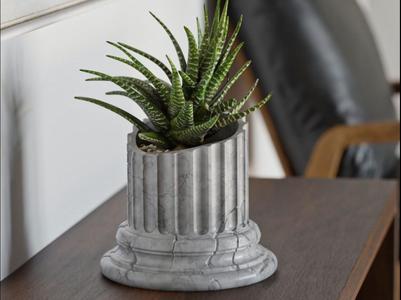 Greek pillar flower pot - destroyed/not destroyed