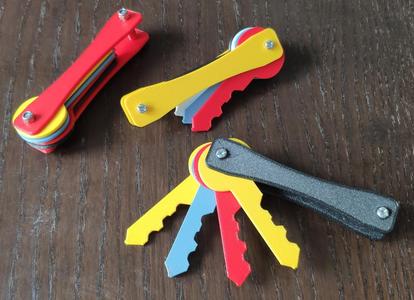 Key holder toy