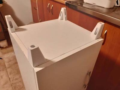 Furniture legs
