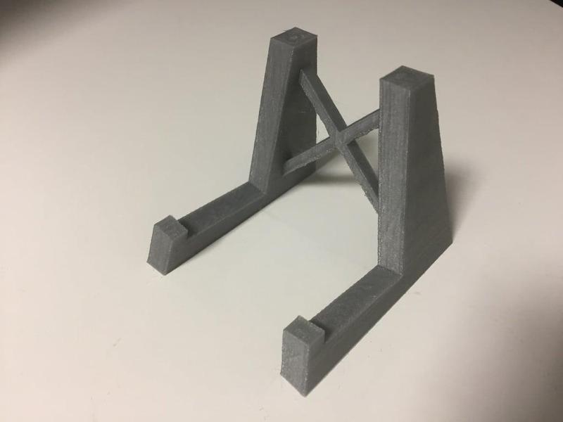 Free-Standing Violin Stand